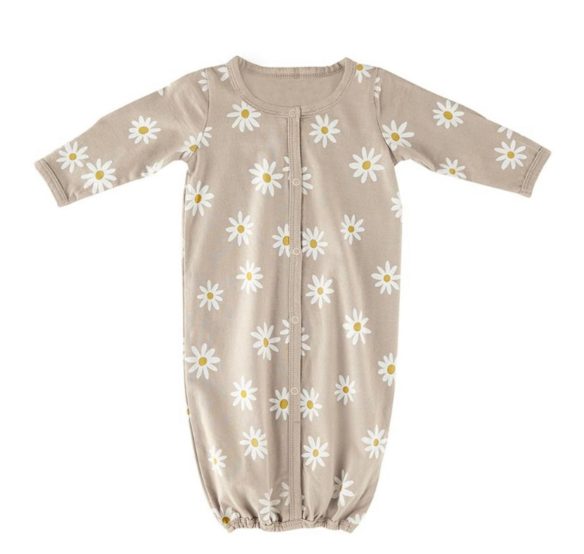 Newborn Gown Daisy