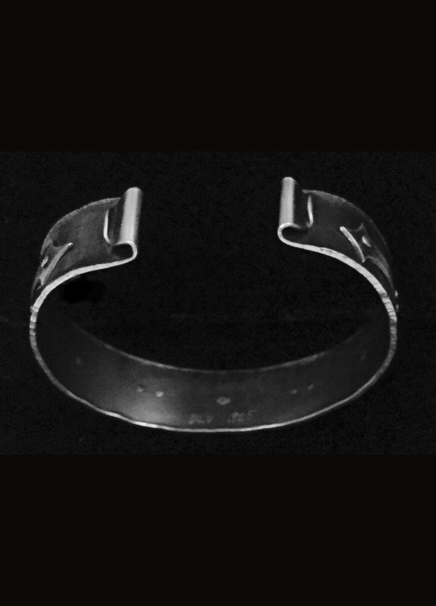 Hand Forged Unisex Cuff