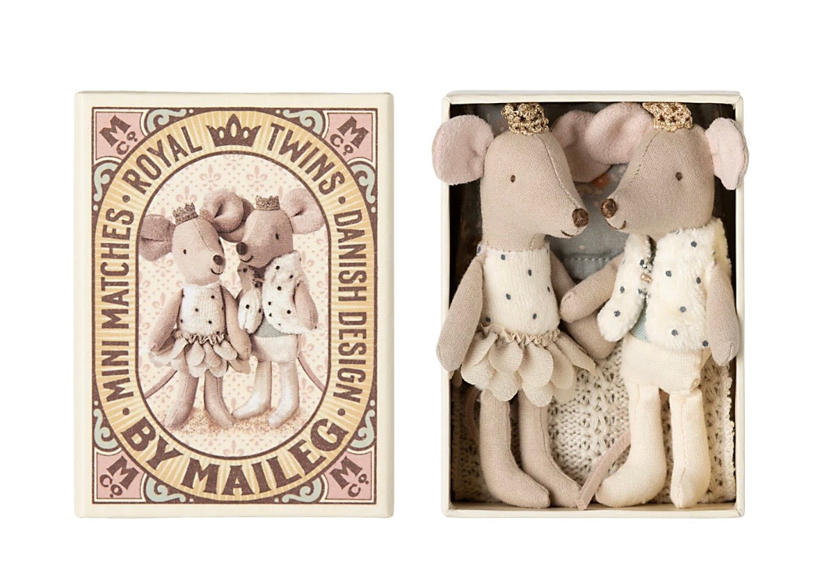 Royal Twin Mice